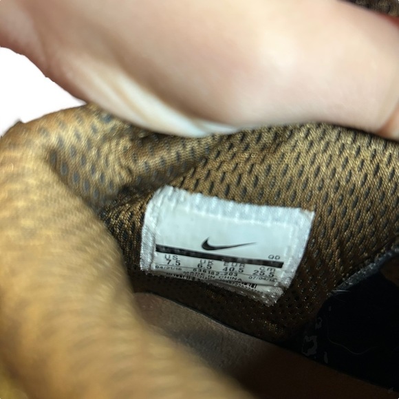 Nike Men's Sb Dunk Hi Military Brown / Black High-Top Skateboarding Shoe - Picture 5 of 13